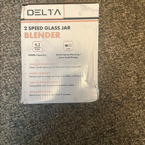 Delta Blender with Black and Gold Accents - Picture 3 of 5